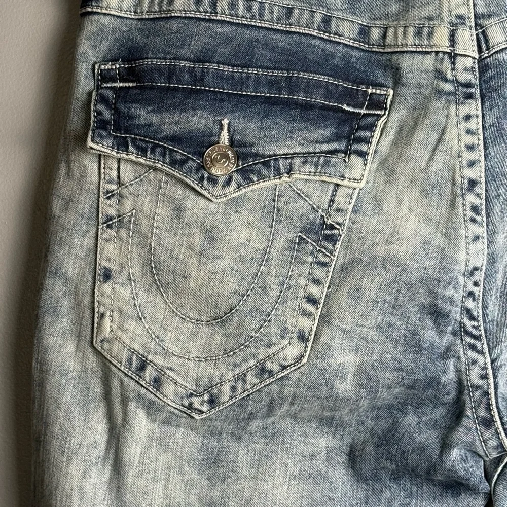 True Religion Distressed Geno Relaxed Slim Jeans Mens Sz 34
